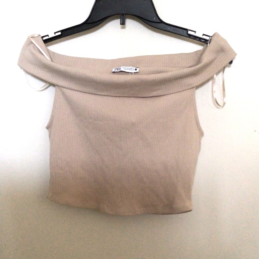 Zara Ribbed Off-The-Shoulder Top - Picture 6 of 8